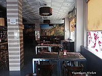 Restaurante Bar Burdeos inside