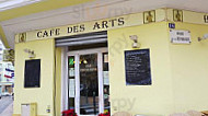 Cafe des Arts outside