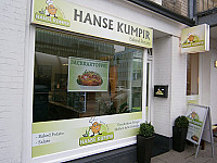 Hanse Kumpir outside