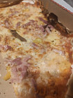 Pizza Lou Vio food