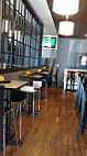La Coast Restaurant et bar inside
