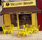 Yellow Spoon inside