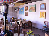 Otávio Machado Restaurante inside