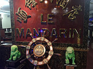 Le Mandarin inside