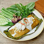 Thai Niyom food