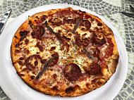 Sole Doro Pizzeria food
