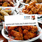 Hooters food