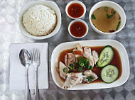 Singapore Chicken Rice food