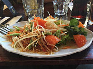 Madame Shawn Bistrot Thai food