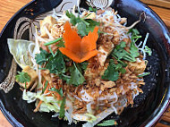 Viet Thai Cuisine food