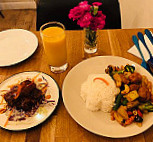 Riceberry Thai Cuisine food