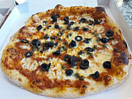 Pizzeria Verde Rucola food