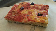 Trieste Pizza food