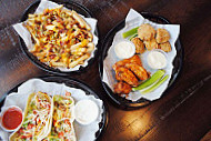 Planet Wings Of Haverstraw food