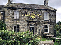The Wellington Inn inside