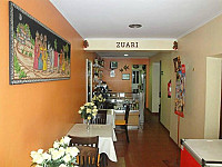 Restaurante Zuari inside
