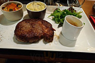 Le Carnegie Grill food