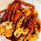 Red Claws Crab Shack inside