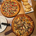 Pizza Hut Heron City food