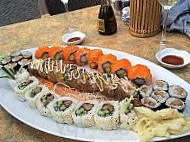 Sushi Bar Sakana food