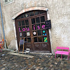 Chez La Louise outside