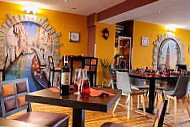 Bar Restaurant Cafe De La Paix food
