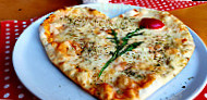 Pizzeria Bella Mia food
