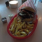 Dieter Sanchez Home Of Philly Cheesesteak Tankbier I Burger I Pulled Pork food