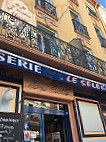 Café Brasserie Le Select Amélie Les Bains outside