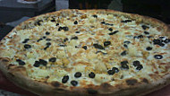 Home's Pizza food