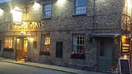 The Baker Arms outside
