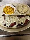 Claxon's Smokehouse Grill food