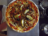 A Table Brasserie/Pizzeria food