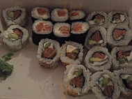 Tokio Sushi Velaux food