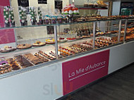 Boulangerie Patisserie La Mie D'aubance inside
