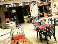 Cafe De La Poste outside