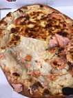 Pizza Bueno 2 food