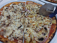 Pizza Formano food