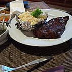 Quilombo grill food