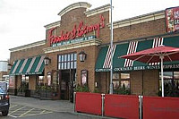 Frankie Benny's New York Italian Restaurant Bar Burton-upon-trent outside