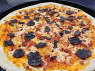 Pizza Roberto (auch Vegan) Regional food