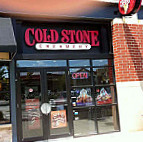 Cold Stone Creamery outside