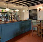 The Plough And Fleece food