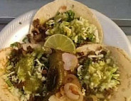 Tacos El Metate inside