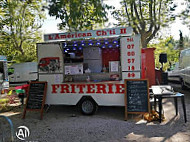 L' Américan Ch'ti Friterie outside