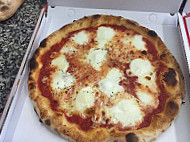 Crazy Pizza Di Buonvino Mirco food