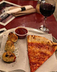 Yopaulys New York Pizza Co food