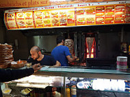 Kebab L'orient Express Pontet inside