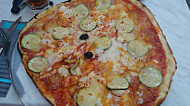 La Pizz' Chez Pik'anto food