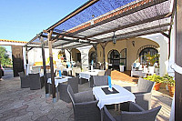 El Cid Restaurant Bar inside